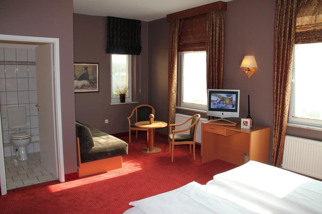Buskes Hotel Steinfoerde Wietzendorf الغرفة الصورة