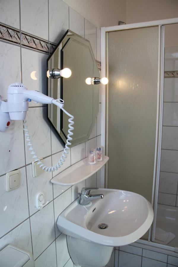 Buskes Hotel Steinfoerde Wietzendorf الغرفة الصورة