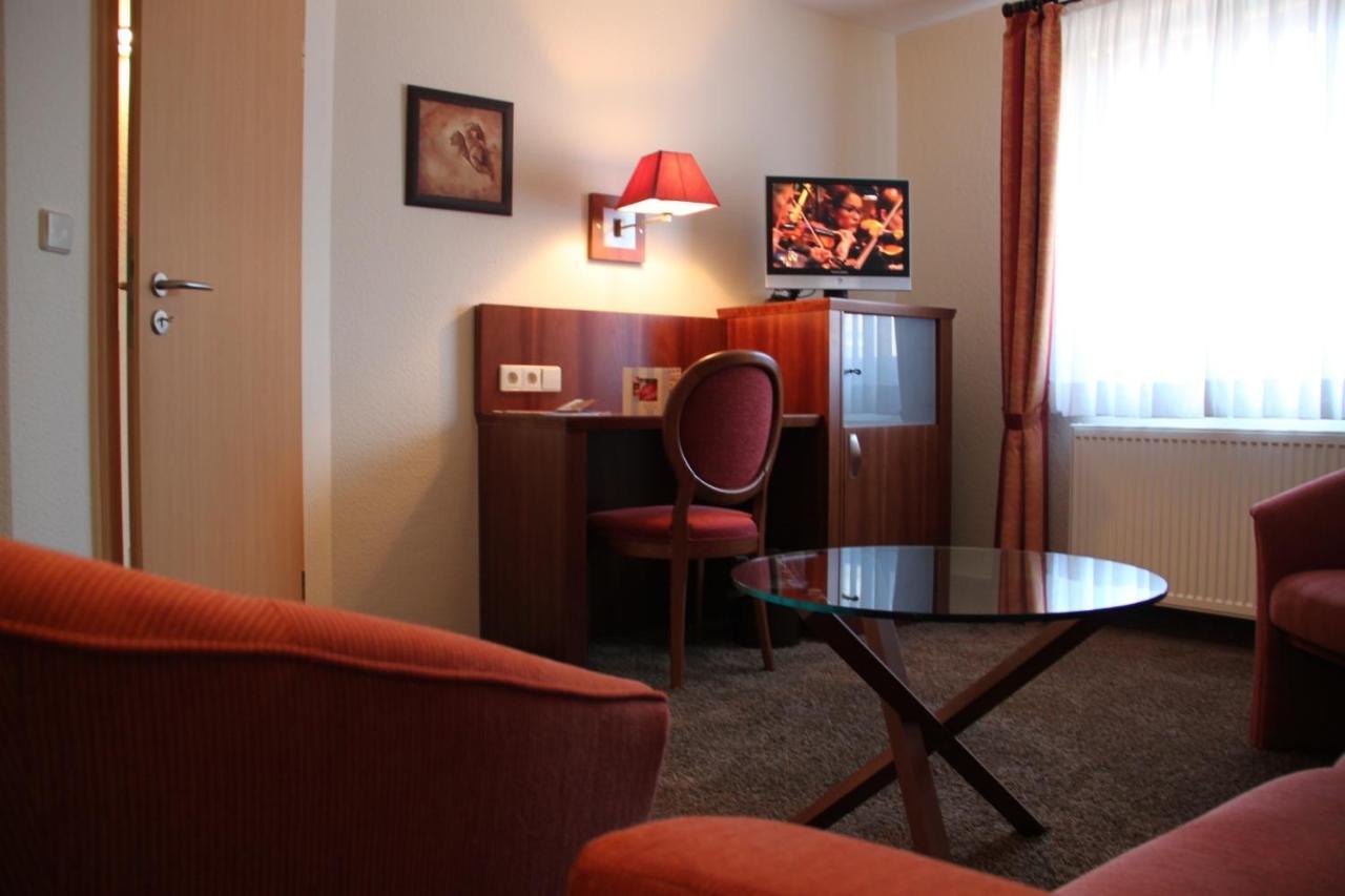 Buskes Hotel Steinfoerde Wietzendorf الغرفة الصورة