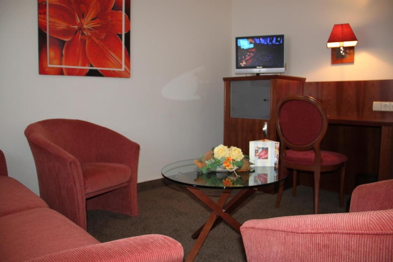 Buskes Hotel Steinfoerde Wietzendorf الغرفة الصورة