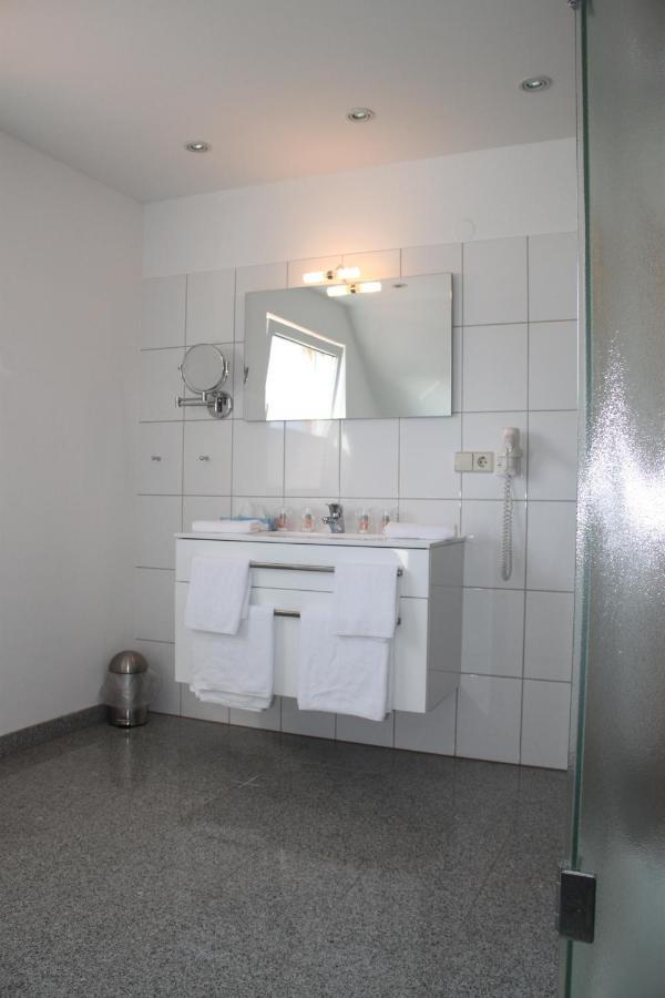 Buskes Hotel Steinfoerde Wietzendorf الغرفة الصورة